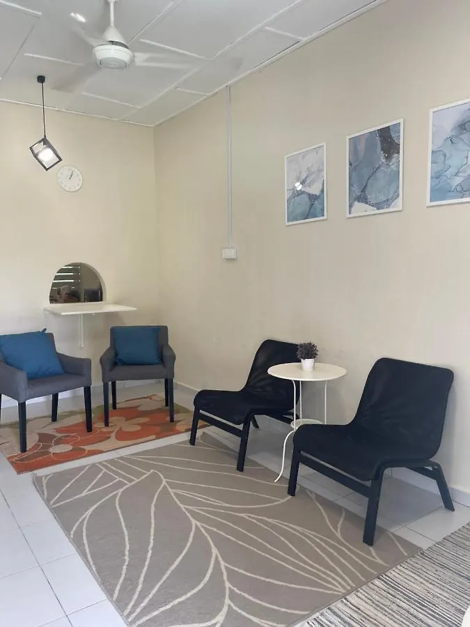 Homestay Kak Siti Merbau Sempak